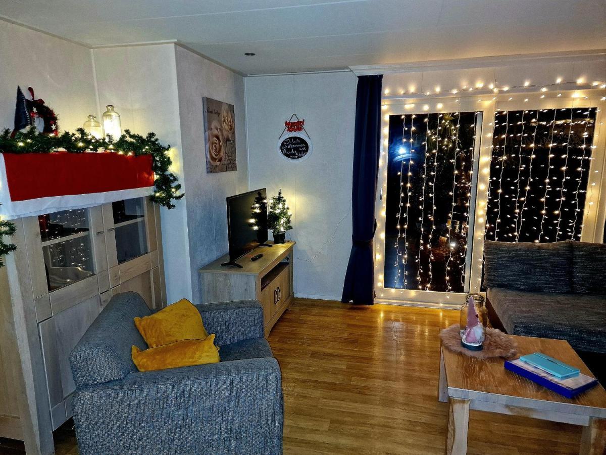 De Corner Van Zeeland Met Jacuzzi Sint Annaland Εξωτερικό φωτογραφία